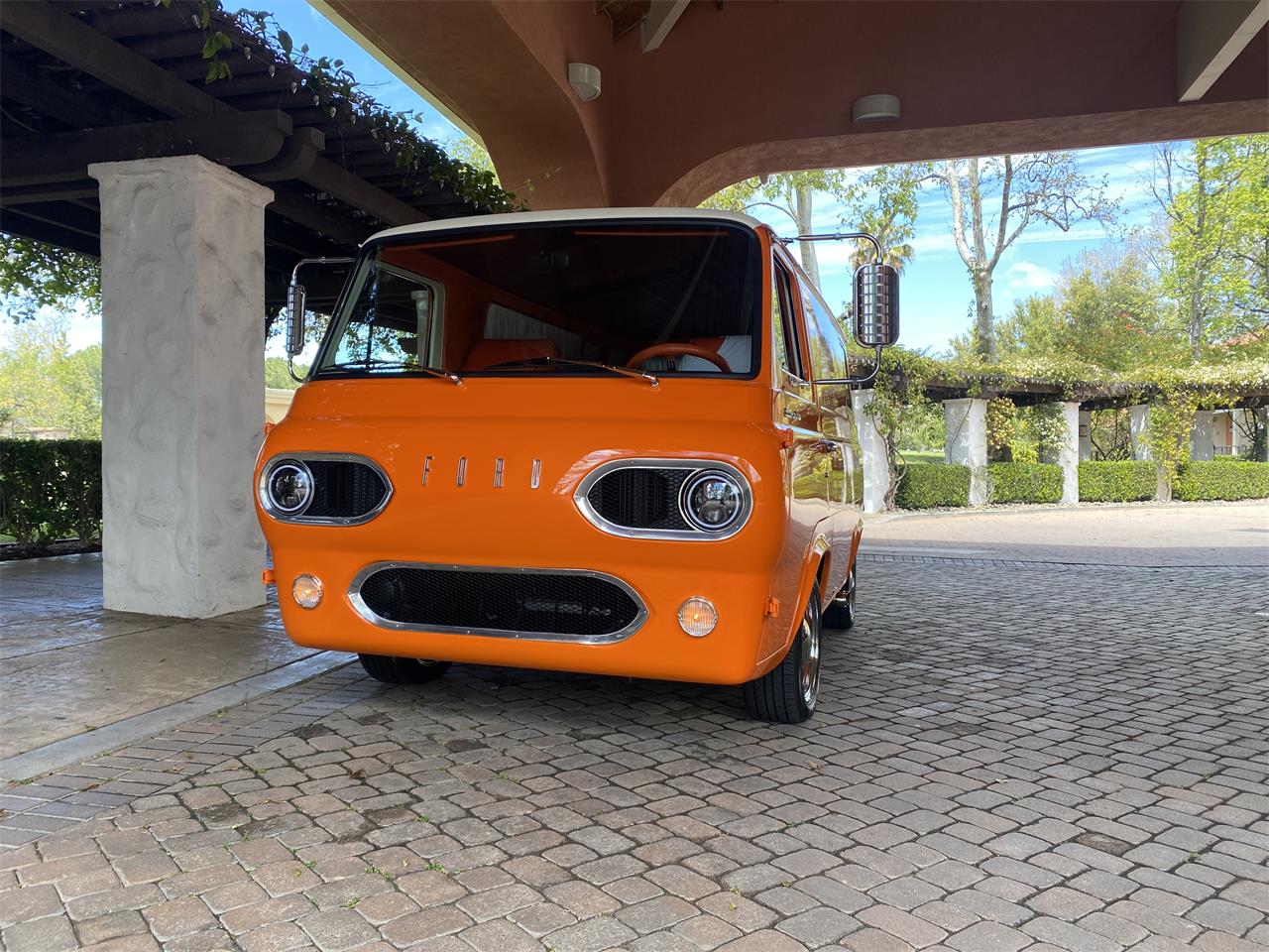 Ford-Econoline-1964-Orange-Orange-amp-White-15