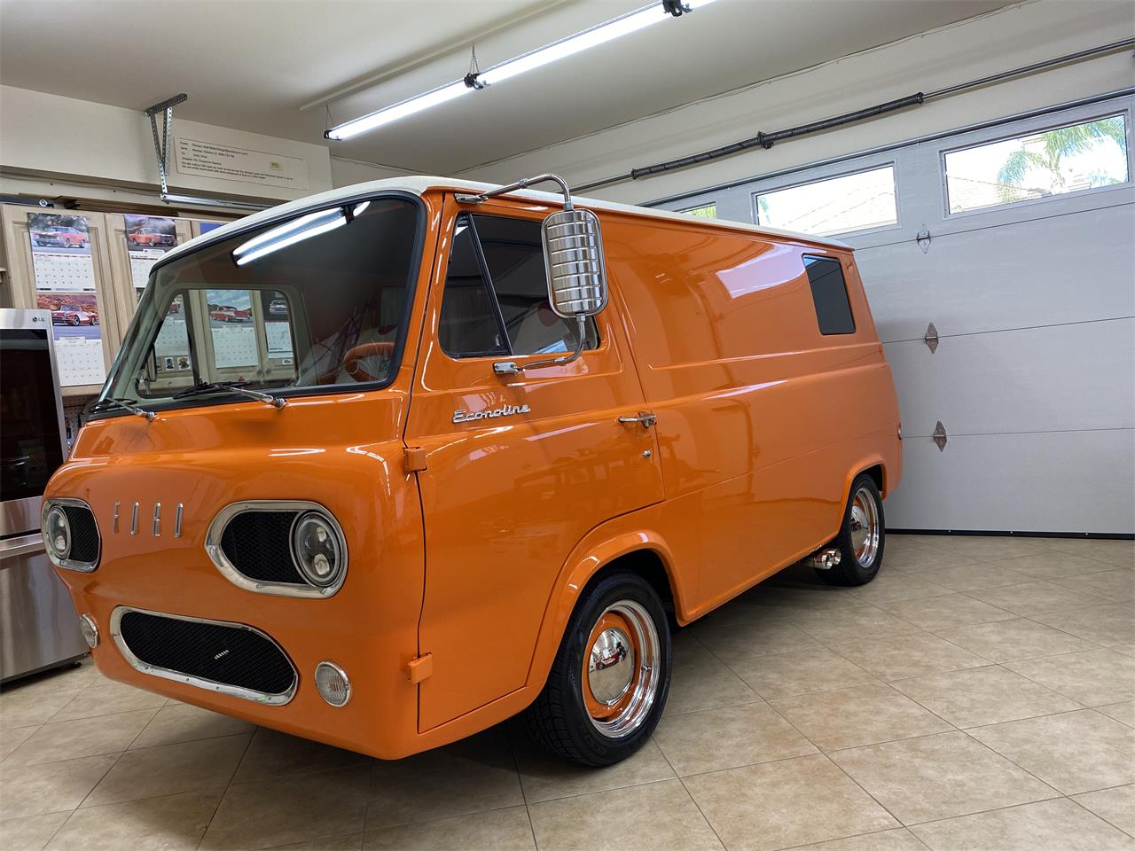 Ford-Econoline-1964-Orange-Orange-amp-White-21