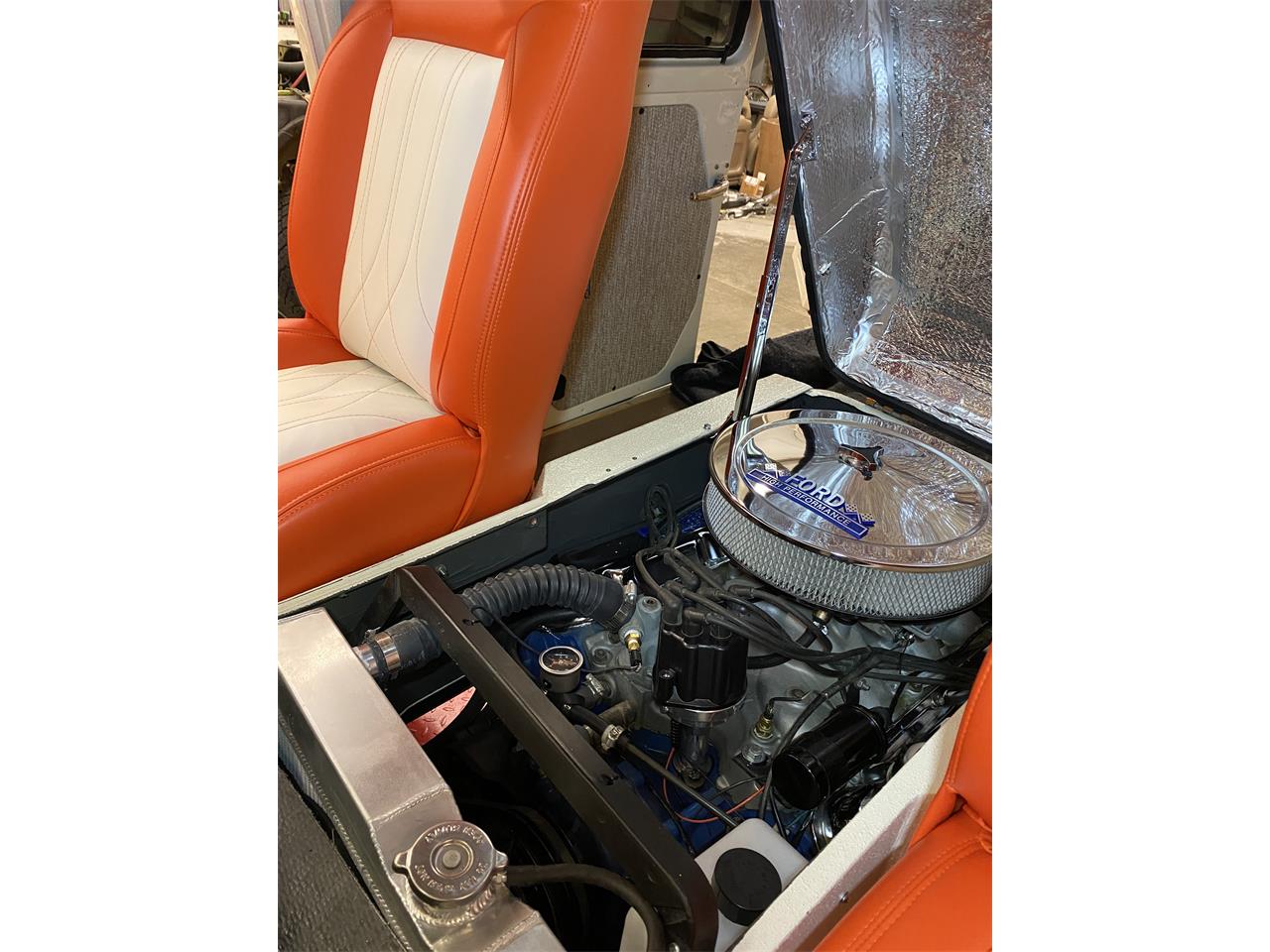 Ford-Econoline-1964-Orange-Orange-amp-White-4