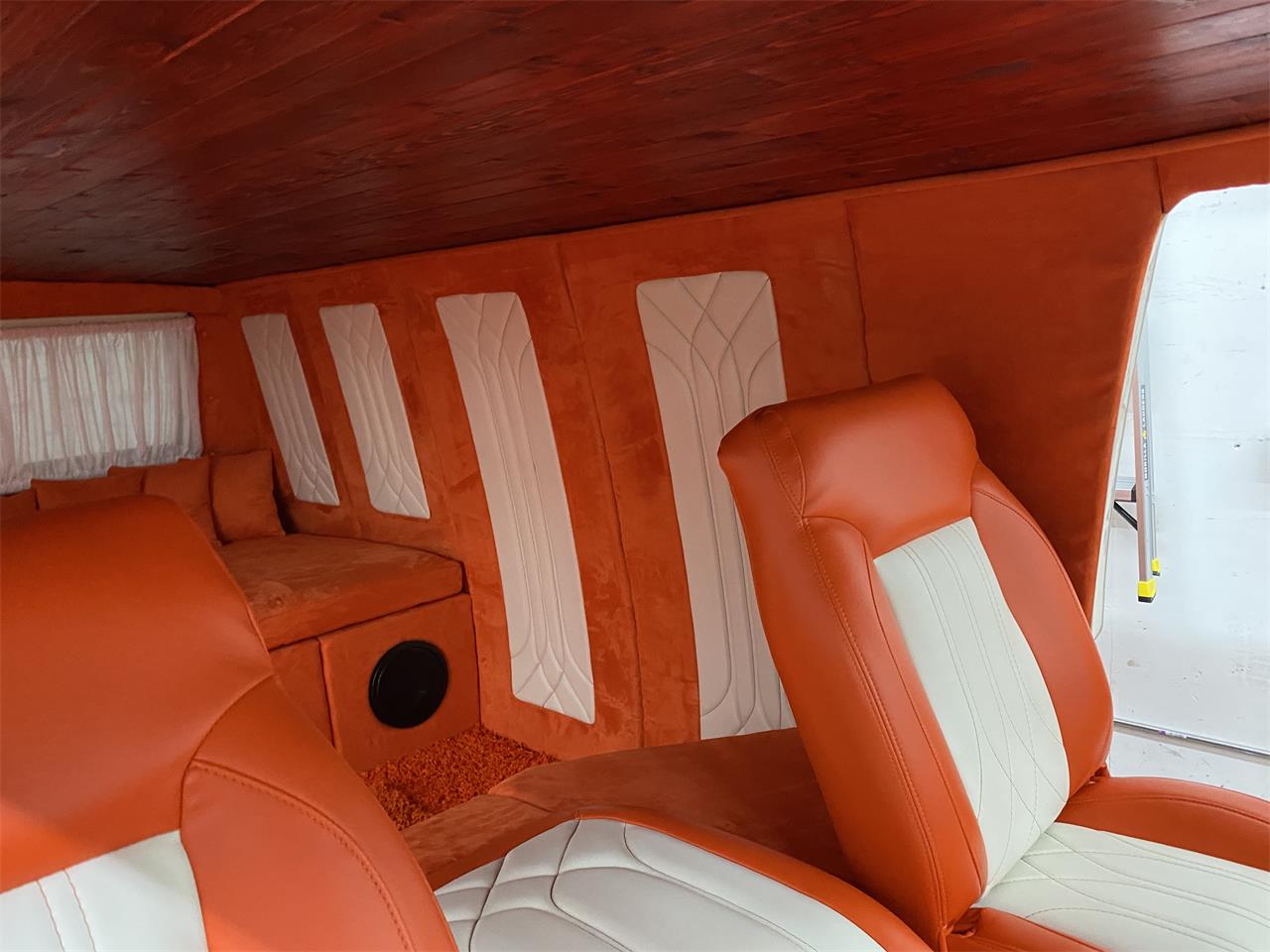 Ford-Econoline-1964-Orange-Orange-amp-White-9