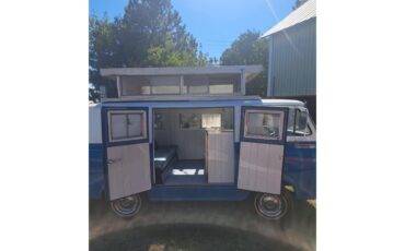 Ford-Econoline-1966-Blue-white-Blue-white-2