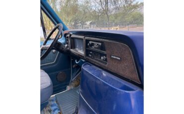 Ford-Econoline-1976-Light-Blue-Blue-and-Brown-9