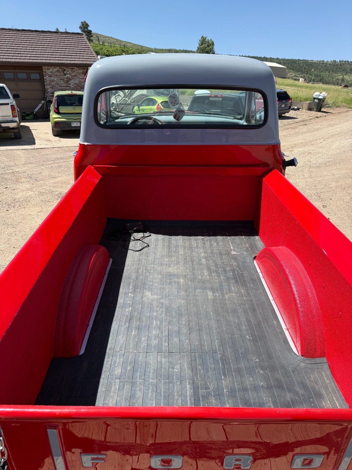 Ford-F-100-1953-Standard-Cab-Pickup-1