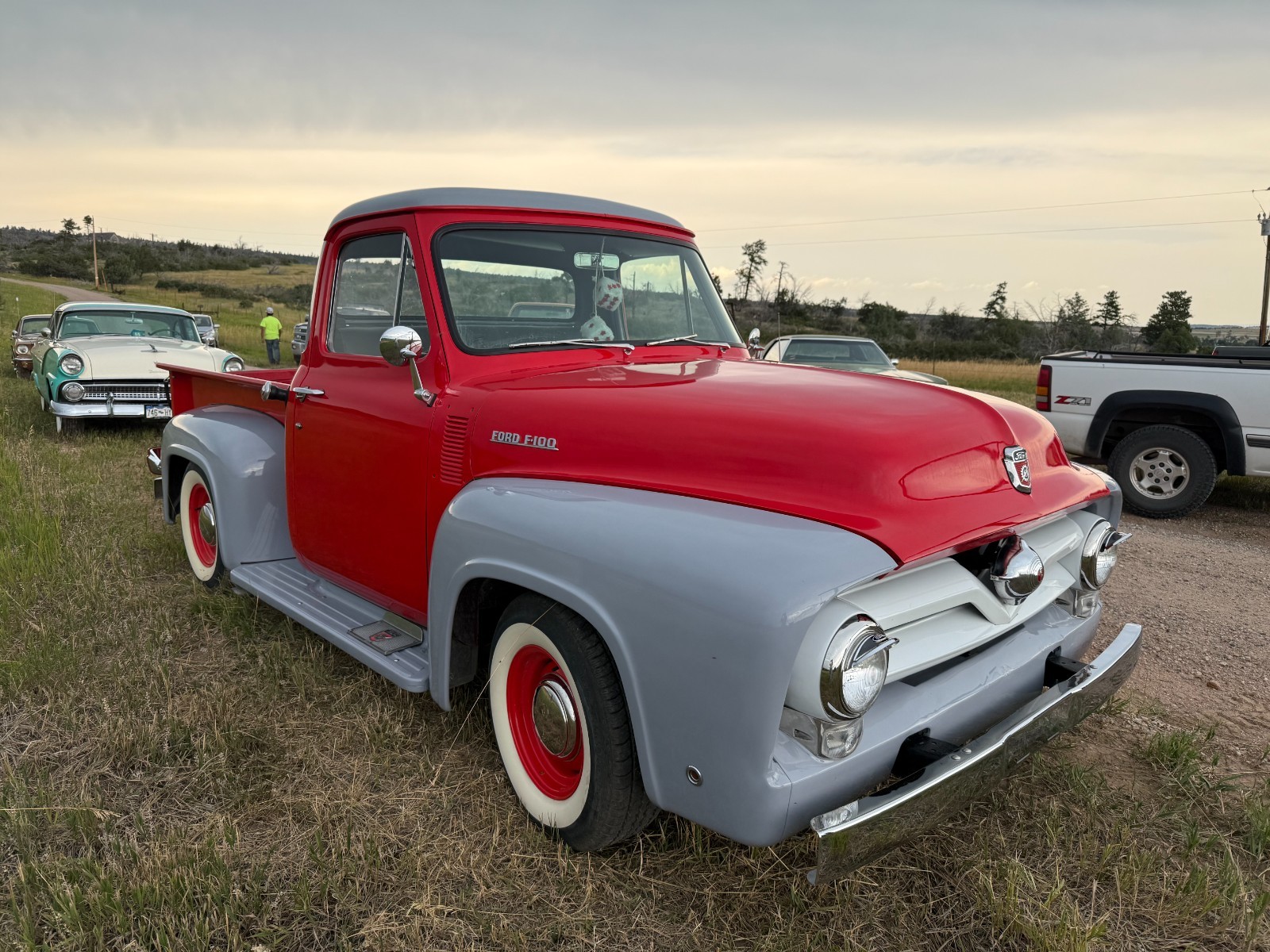 Ford-F-100-1953-Standard-Cab-Pickup-3