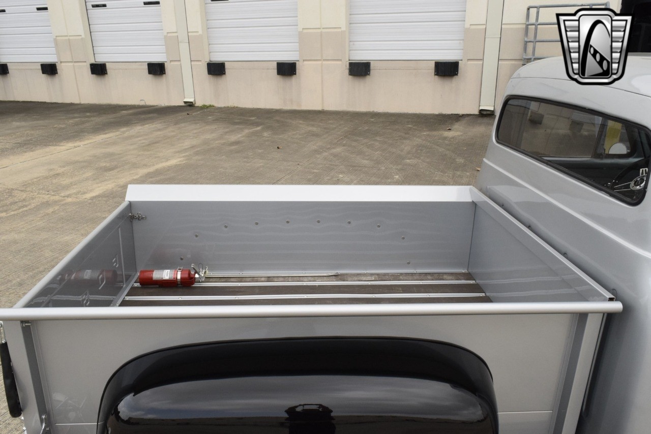 Ford-F-100-1953-pickup-10