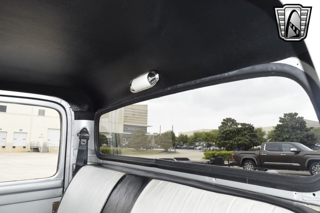 Ford-F-100-1953-pickup-25