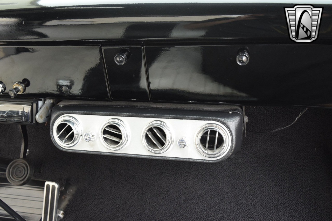 Ford-F-100-1953-pickup-28