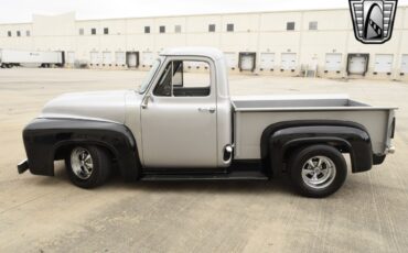 Ford-F-100-1953-pickup-35
