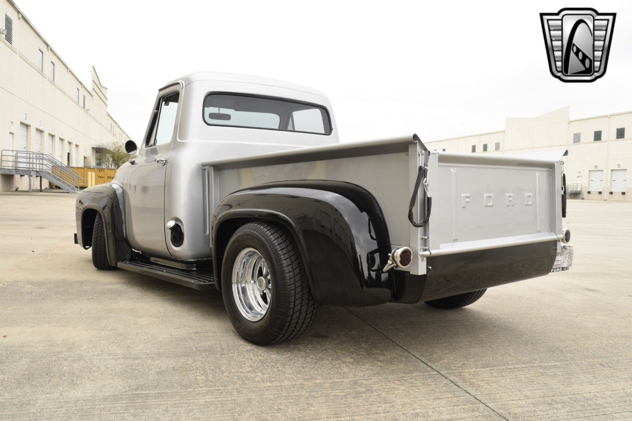 Ford-F-100-1953-pickup-38