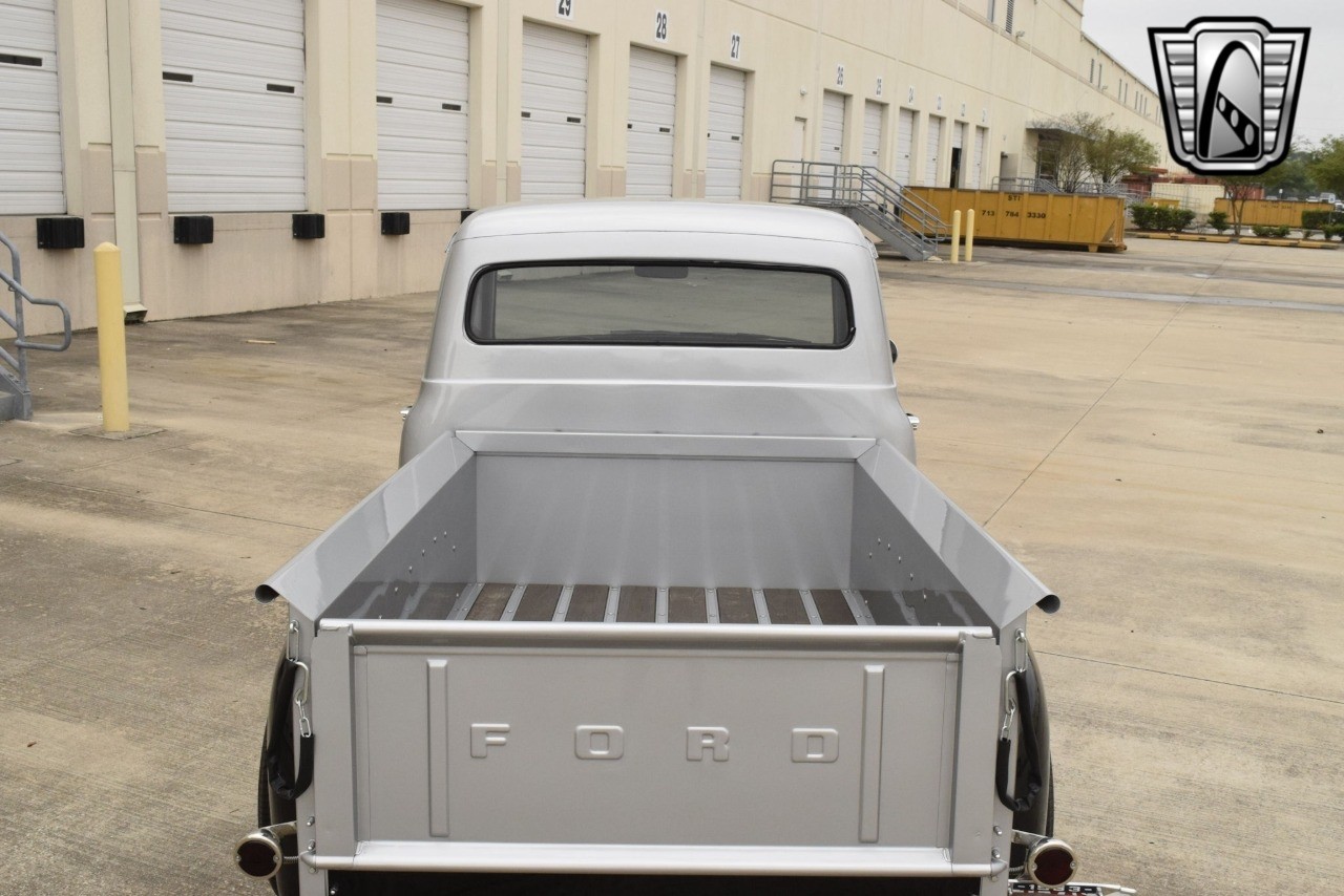 Ford-F-100-1953-pickup-39