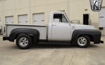Ford-F-100-1953-pickup-4
