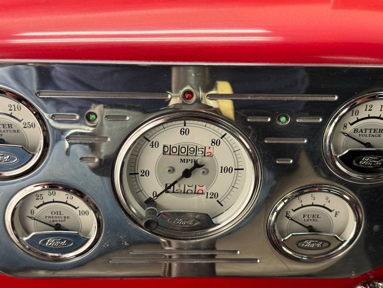 Ford-F-100-1954-Vermillion-Red-Gray-40