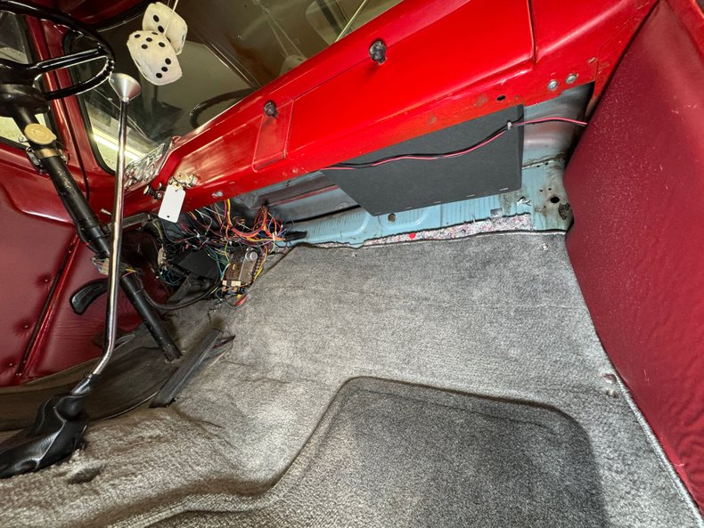 Ford-F-100-1954-Vermillion-Red-Gray-44