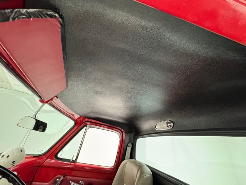 Ford-F-100-1954-Vermillion-Red-Gray-45