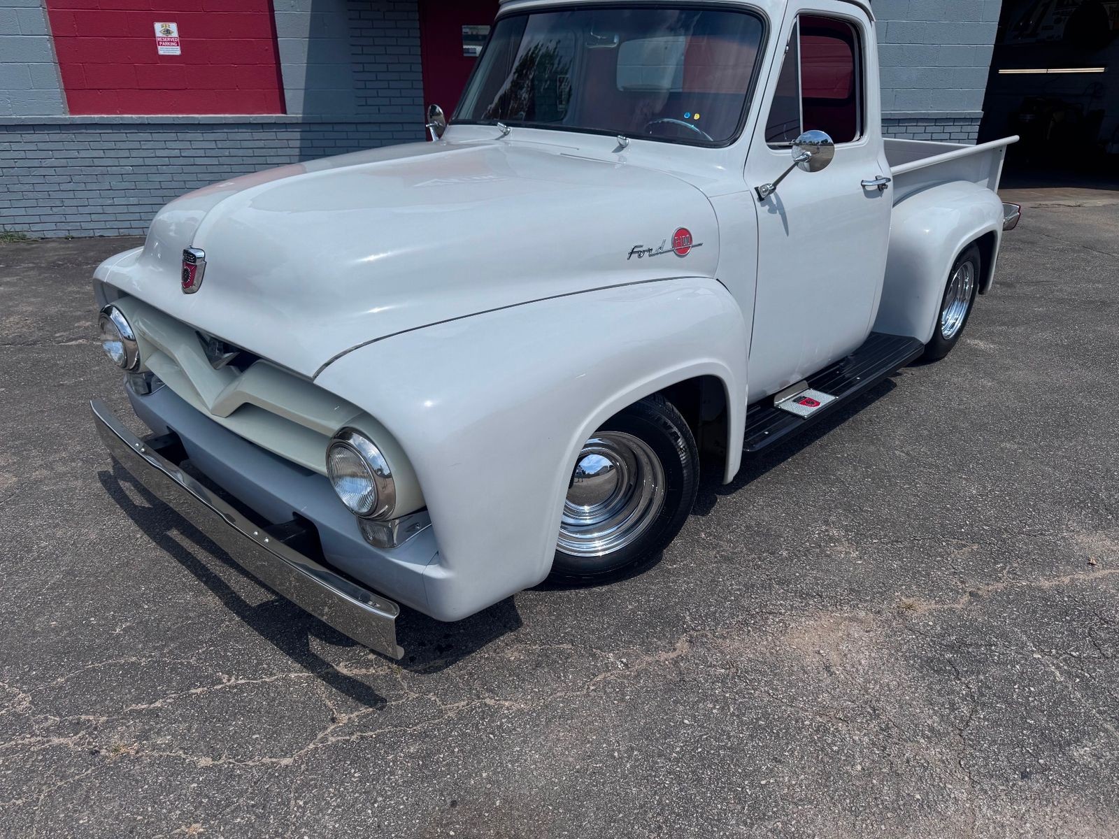 Ford-F-100-1955-Pickup-Truck-2