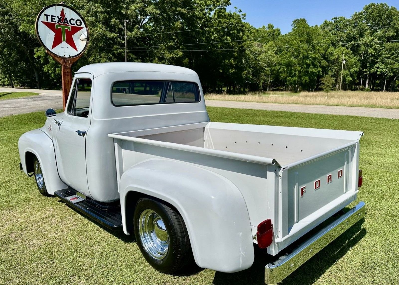 Ford-F-100-1955-Pickup-Truck-6