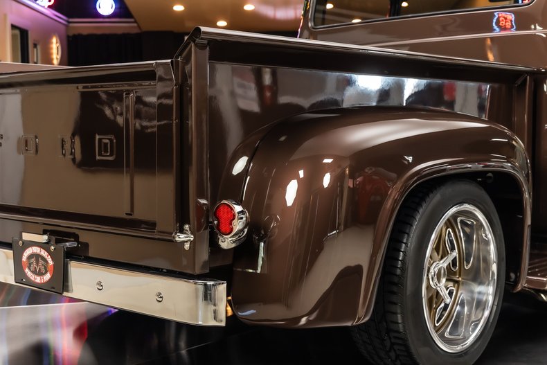 Ford-F-100-1956-Cherrywood-Bronze-Tan-and-Brown-48