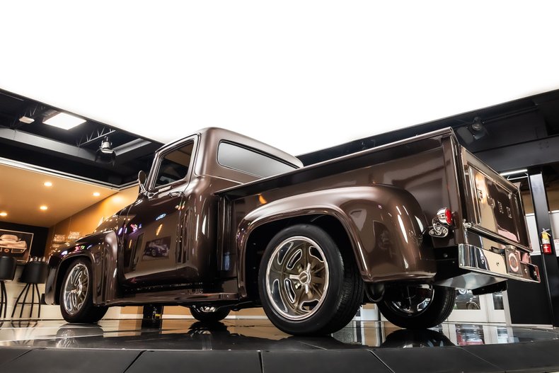 Ford-F-100-1956-Cherrywood-Bronze-Tan-and-Brown-7