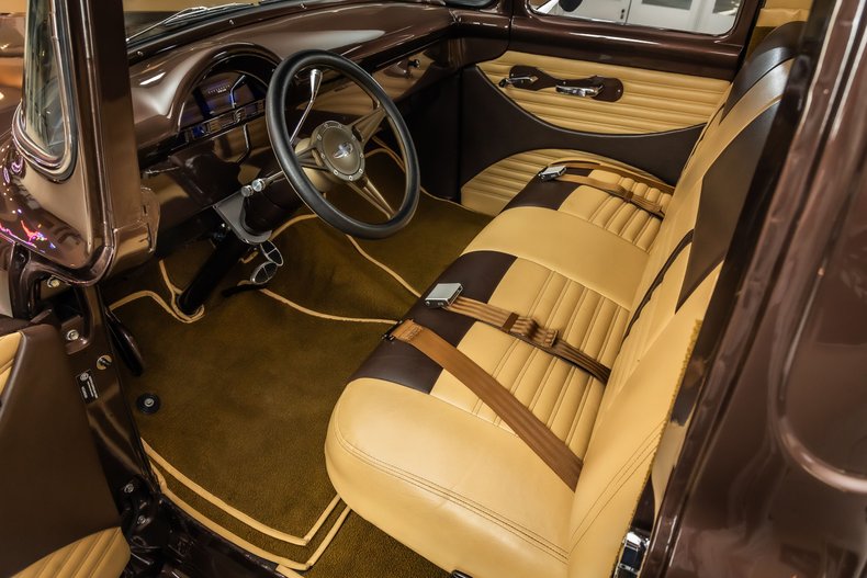 Ford-F-100-1956-Cherrywood-Bronze-Tan-and-Brown-8