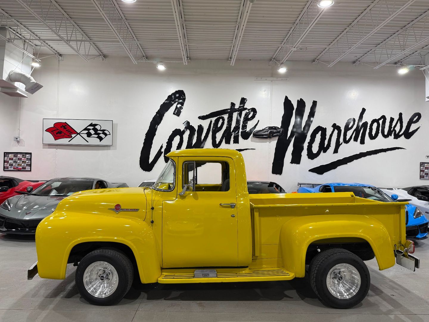 Ford-F-100-1956-Pickup-Truck-1