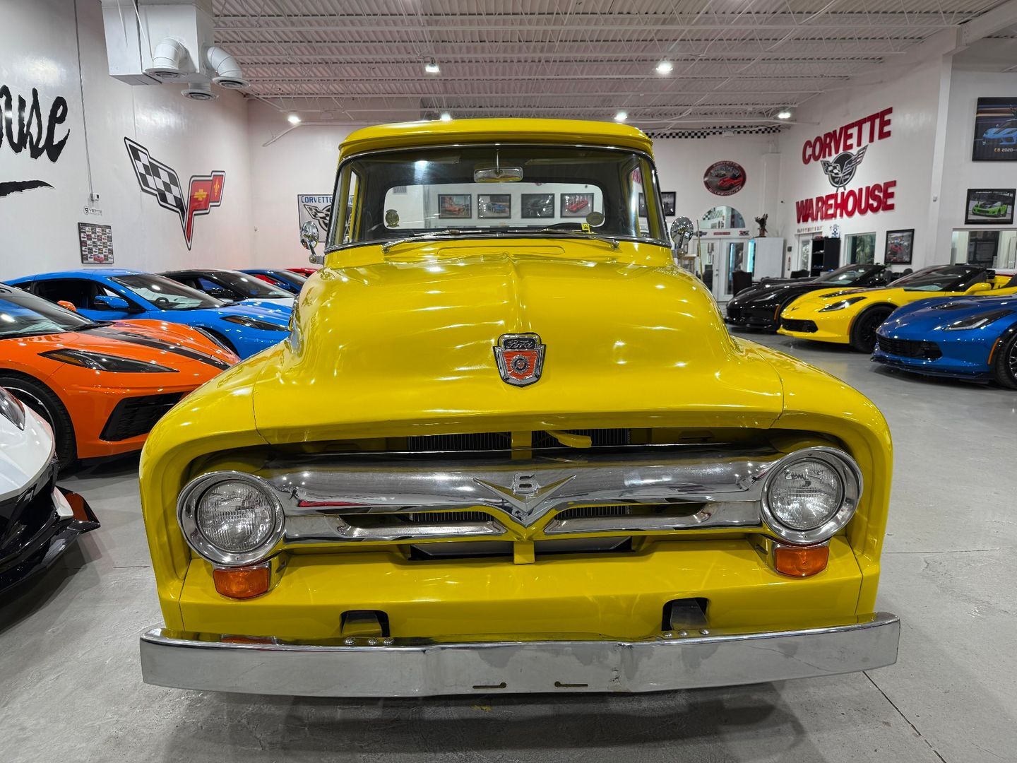Ford-F-100-1956-Pickup-Truck-6