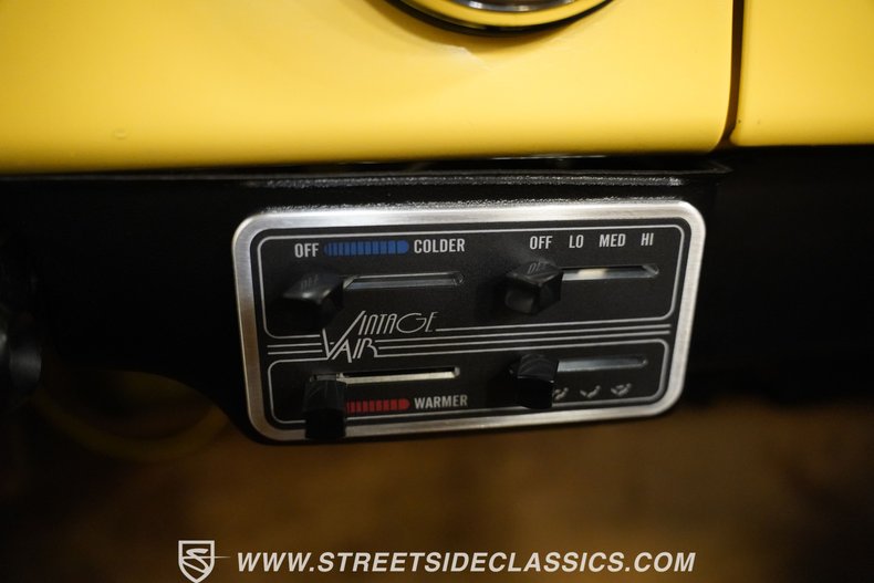 Ford-F-100-1956-Yellow-44
