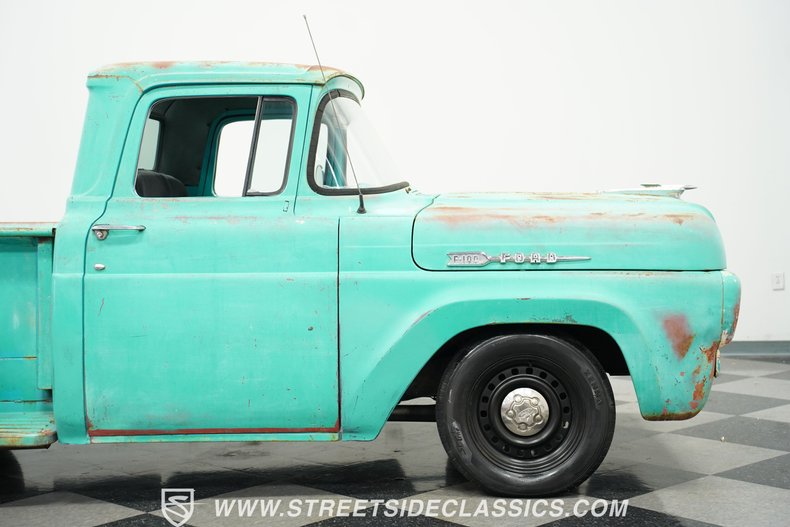Ford-F-100-1960-Caribbean-Turquoise-Charcoal-28