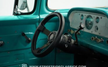 Ford-F-100-1960-Caribbean-Turquoise-Charcoal-44