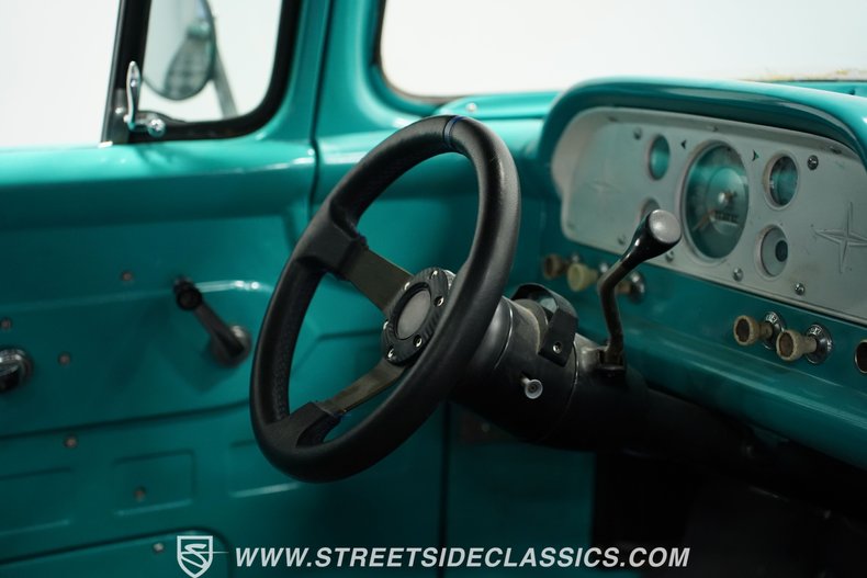 Ford-F-100-1960-Caribbean-Turquoise-Charcoal-44