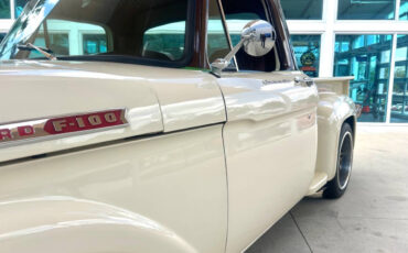 Ford-F-100-1962-Pickup-Truck-10