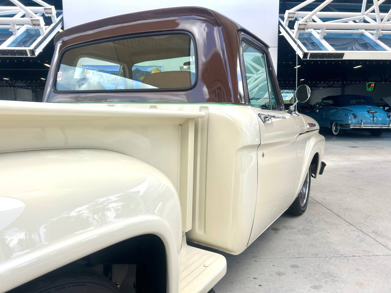 Ford-F-100-1962-Pickup-Truck-14