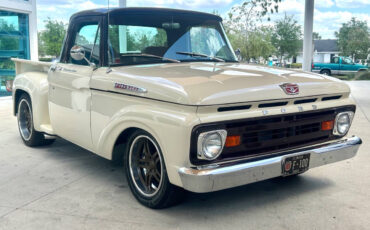 Ford-F-100-1962-Pickup-Truck-2