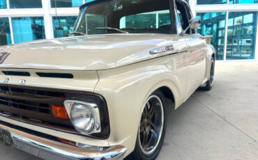 Ford-F-100-1962-Pickup-Truck-9