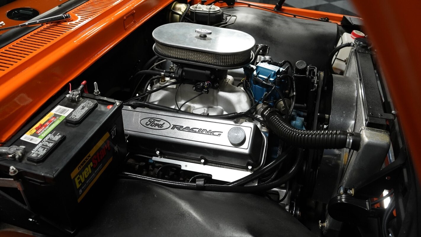 Ford-F-100-1963-Pickup-Truck-26