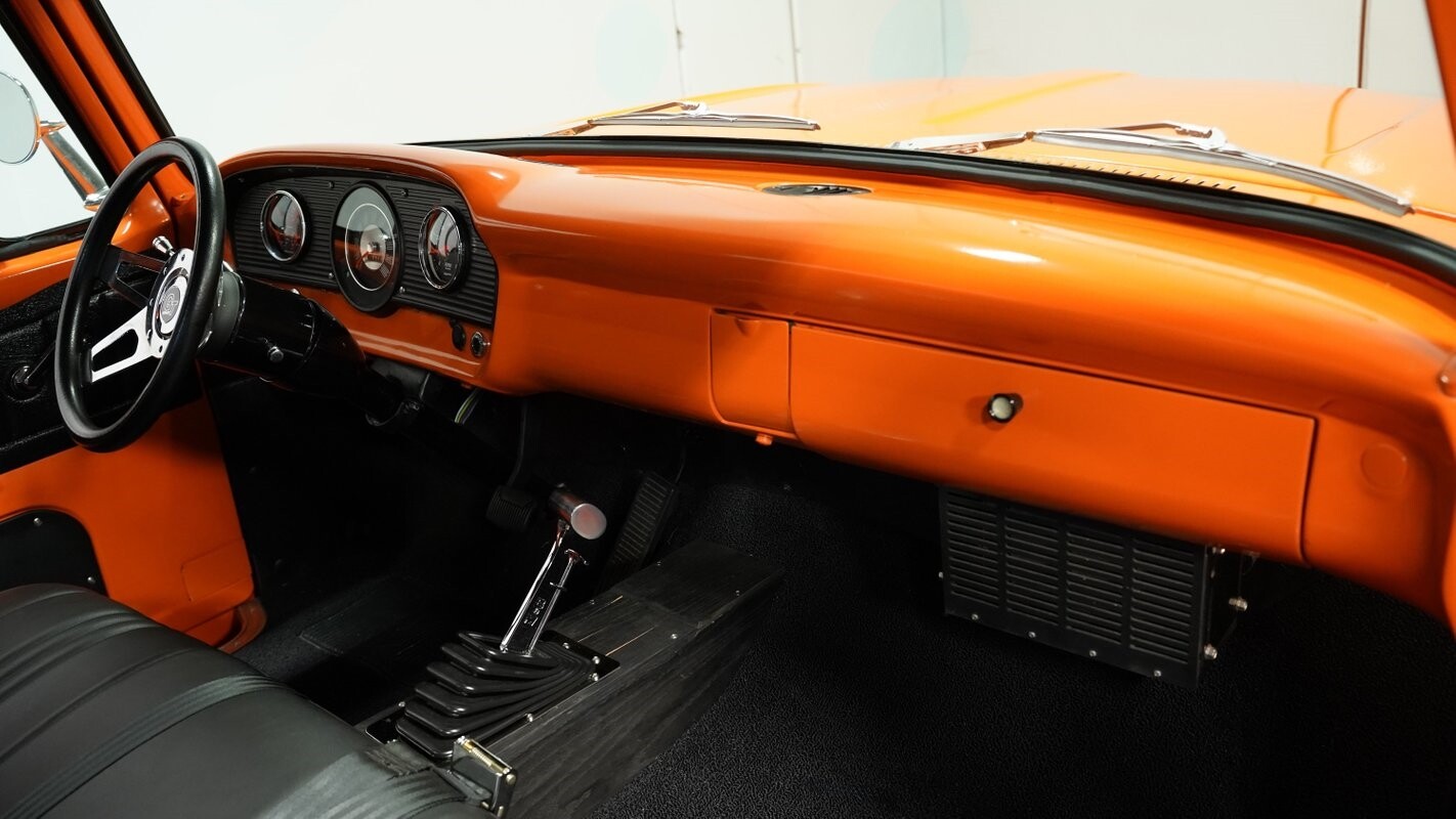 Ford-F-100-1963-Pickup-Truck-36