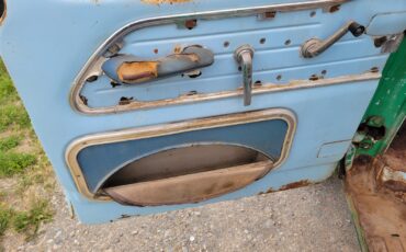 Ford-F-100-1964-Pickup-Truck-13