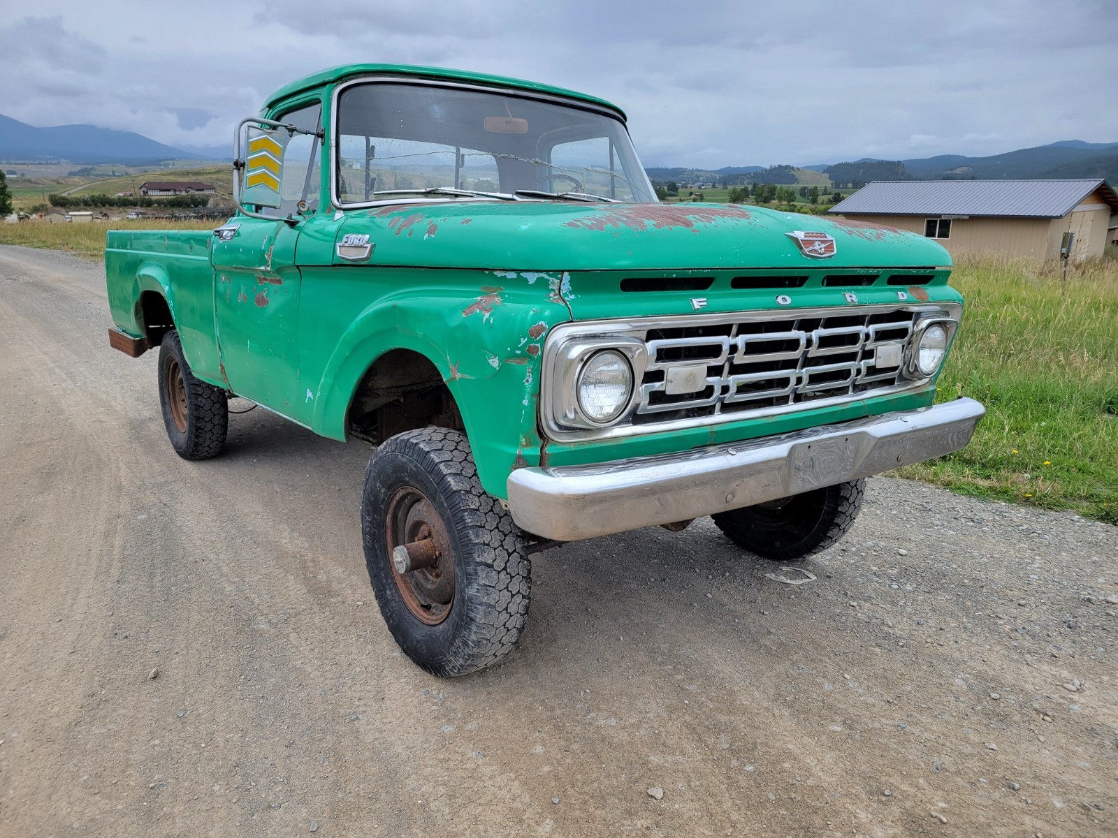 Ford-F-100-1964-Pickup-Truck-4
