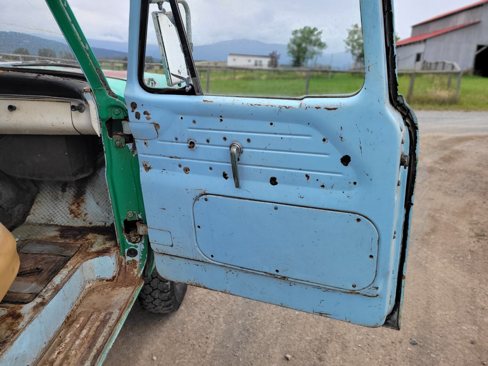 Ford-F-100-1964-Pickup-Truck-9