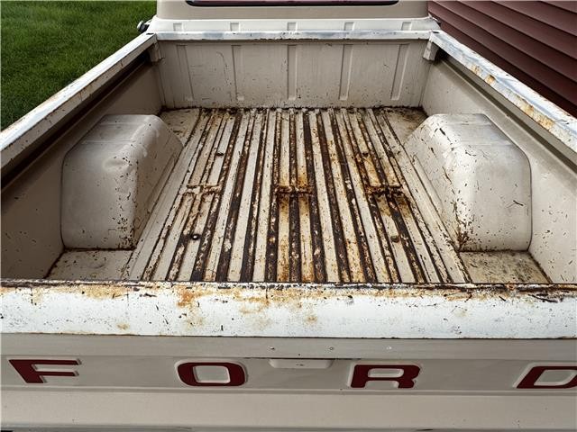 Ford-F-100-1966-10