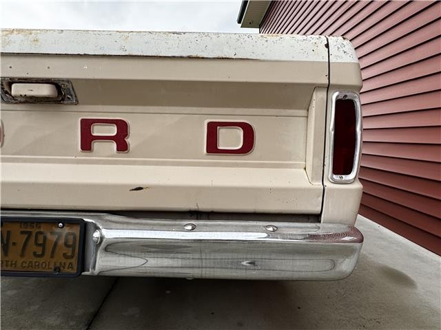 Ford-F-100-1966-12