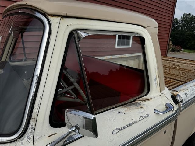 Ford-F-100-1966-39