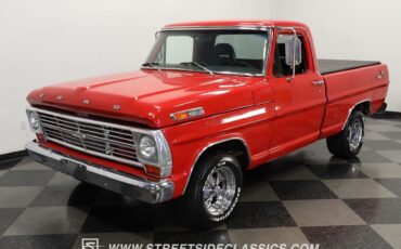 Ford-F-100-1967-Pickup-Truck-17