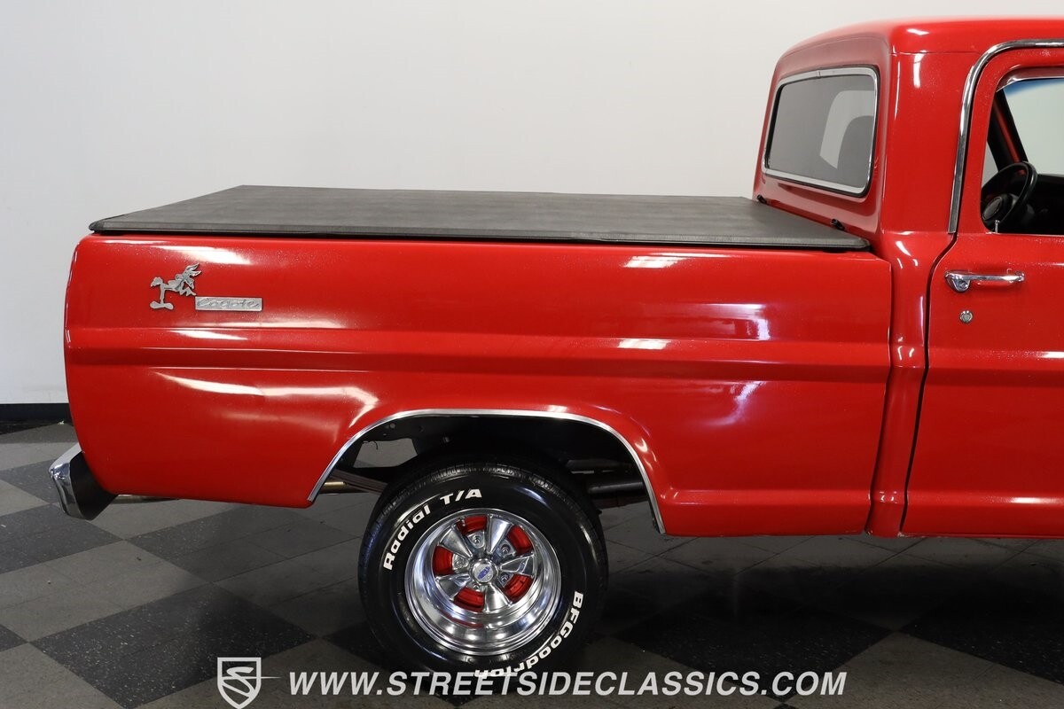 Ford-F-100-1967-Pickup-Truck-27