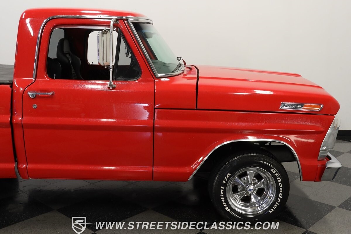 Ford-F-100-1967-Pickup-Truck-28