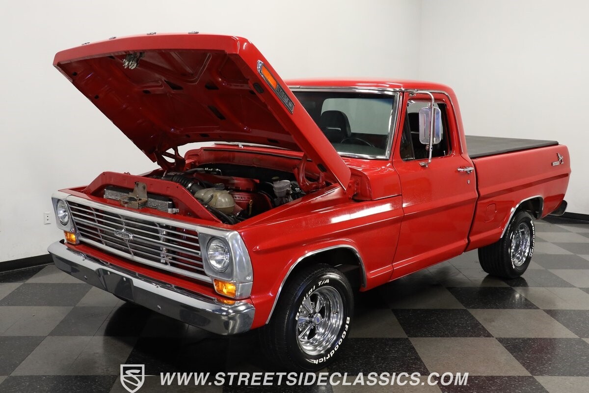 Ford-F-100-1967-Pickup-Truck-29