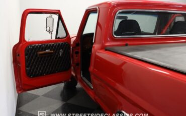 Ford-F-100-1967-Pickup-Truck-32