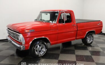 Ford-F-100-1967-Pickup-Truck-5