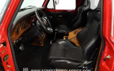 Ford-F-100-1967-Red-Metallic-Flake-Black-14