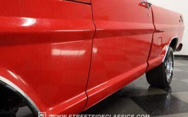 Ford-F-100-1967-Red-Metallic-Flake-Black-32