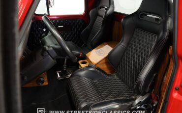 Ford-F-100-1967-Red-Metallic-Flake-Black-47